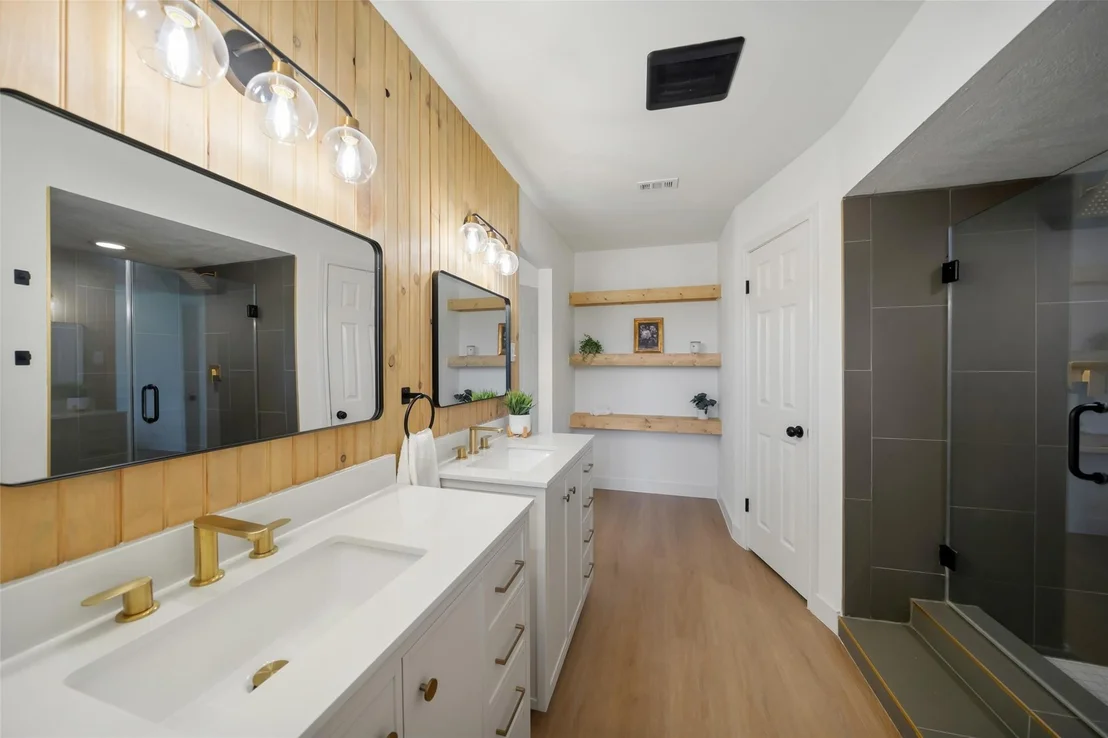Photo of 5607 Arncliffe Drive