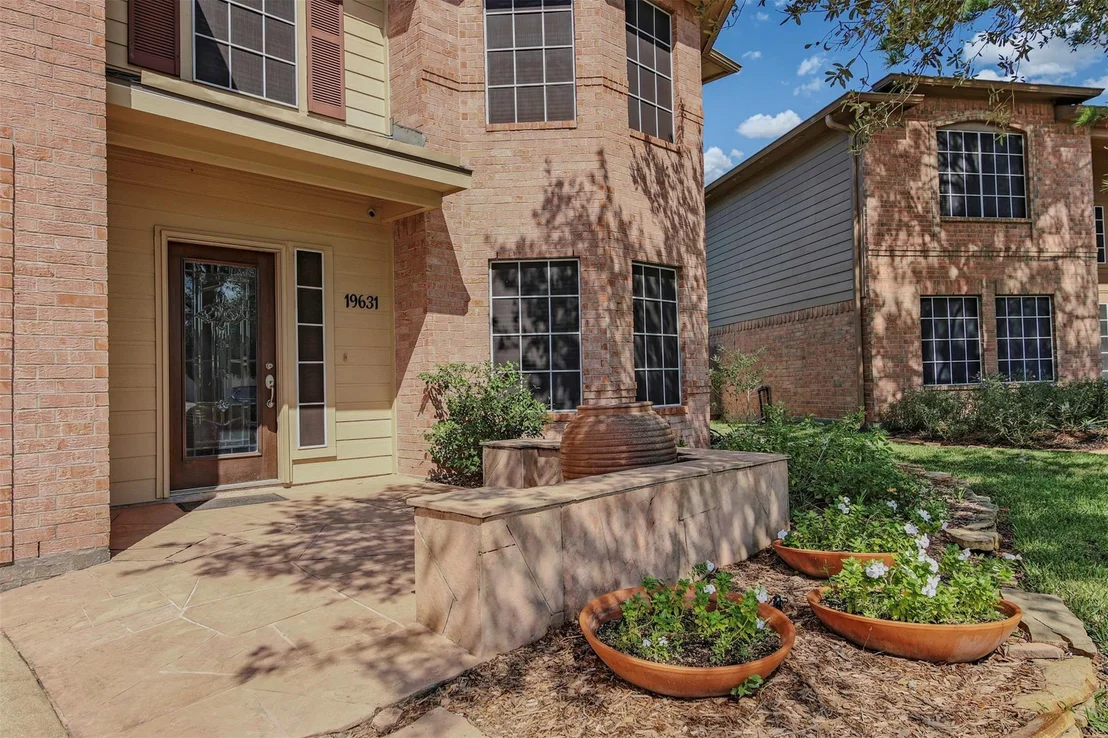 Photo of 19631 Tularosa Lane