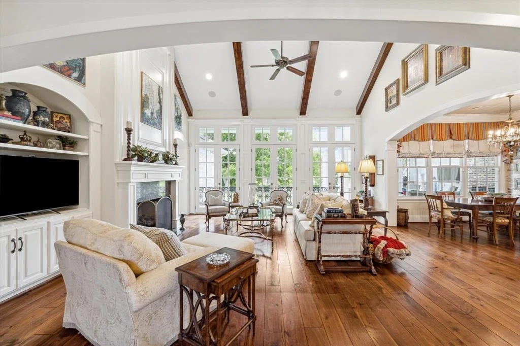 Photo of 31243 Riverlake Road