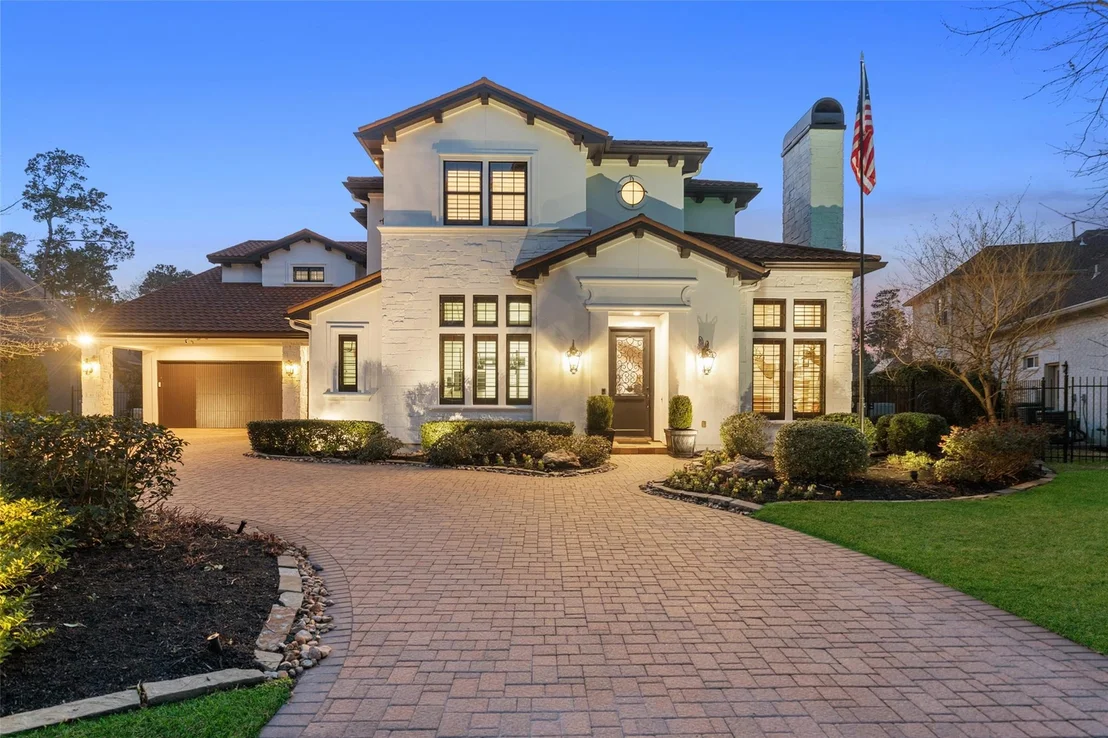 Photo of 83 Lakeside Green