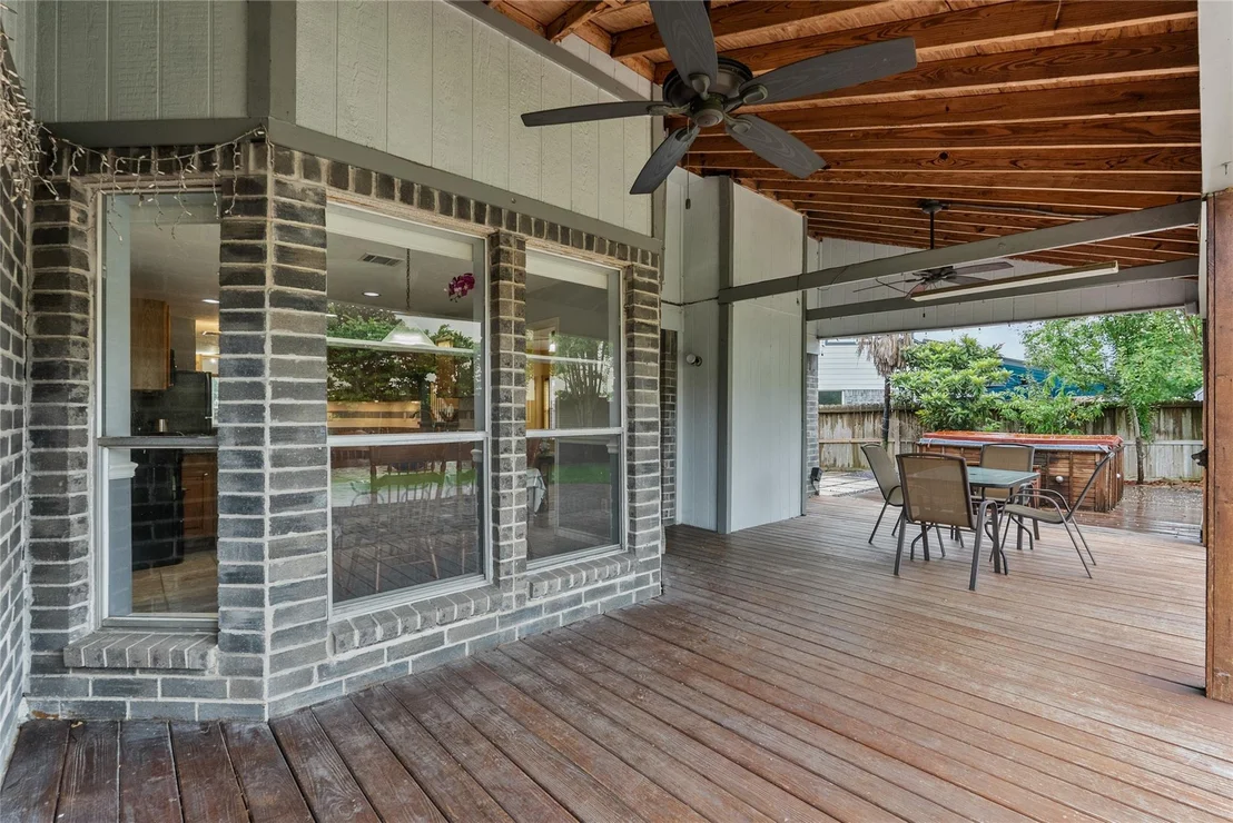 Photo of 1102 Juniper Canyon Lane