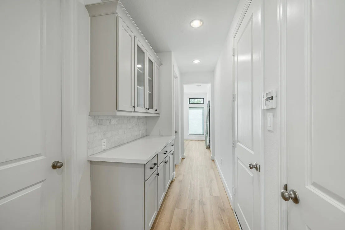 Photo of 6618 Mirabeau Lane