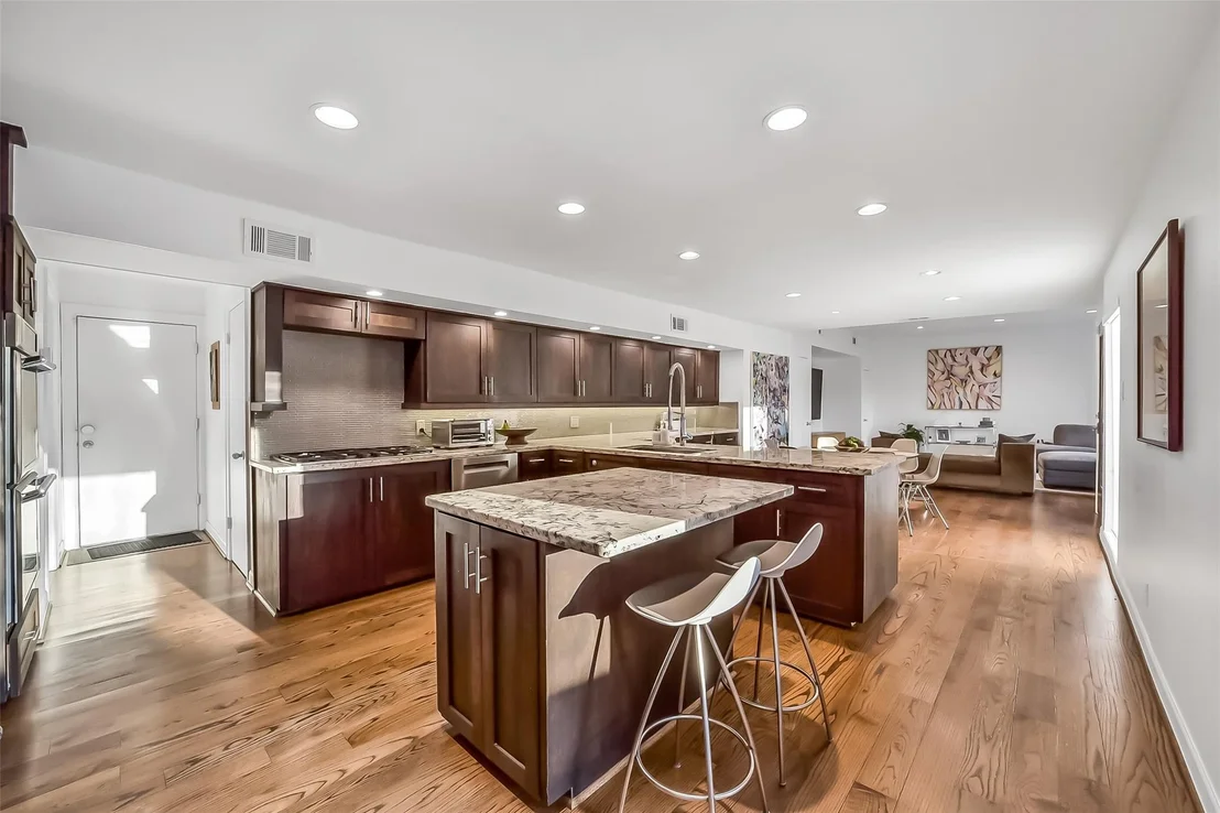 Photo of 5107 Contour Place