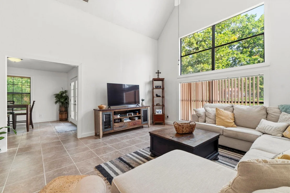 Photo of 109 Pine Needle Street