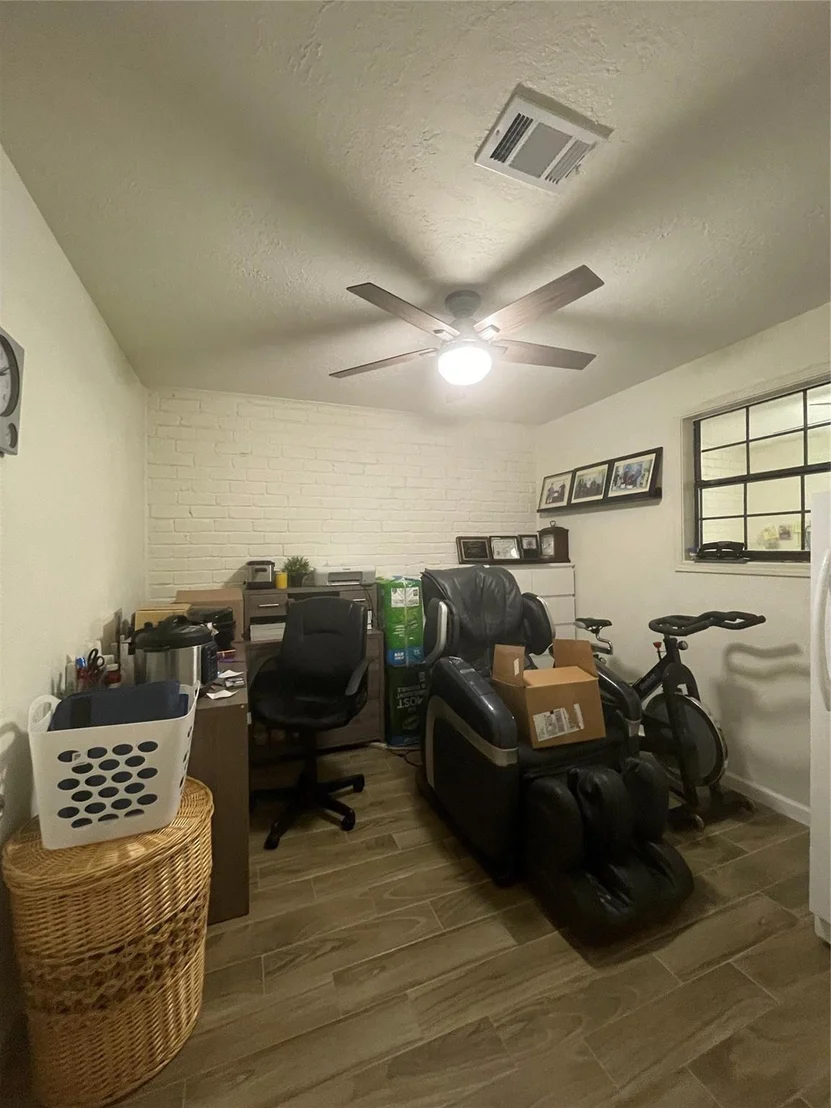 Photo of 12133 Sharpview Drive