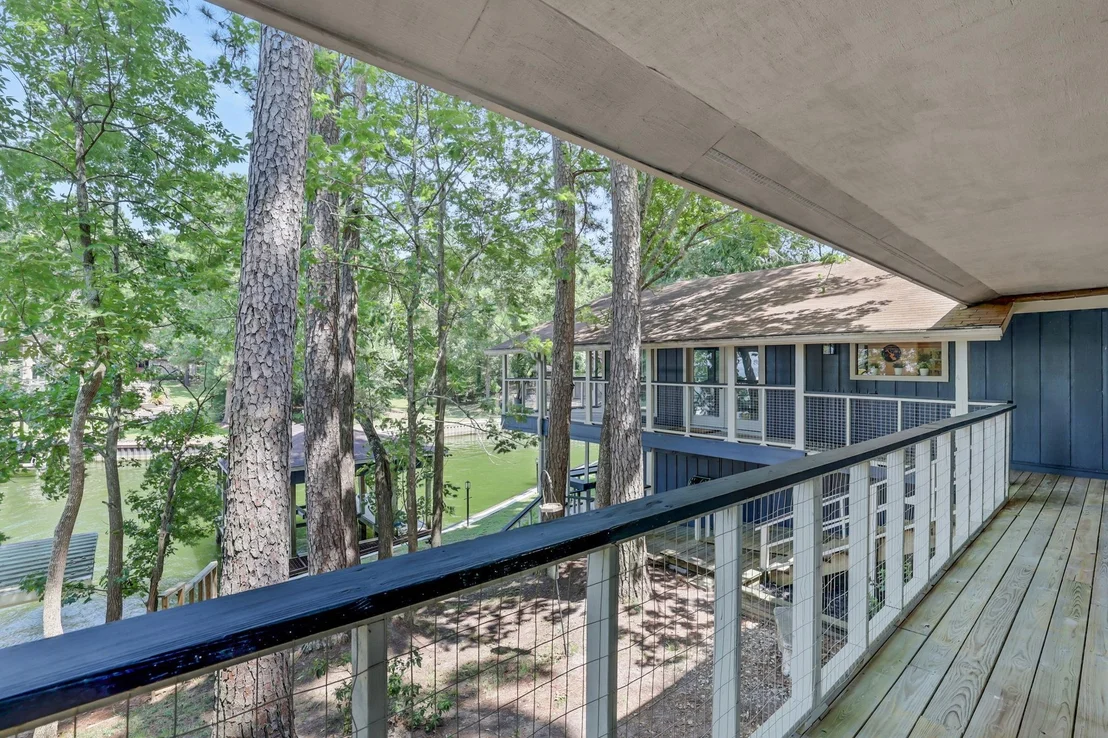 Photo of 511 N Forest Cove Loop