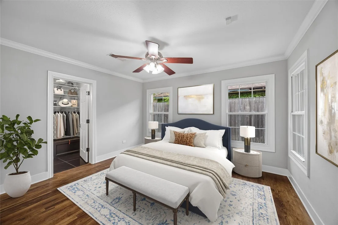 Photo of 2108 White Oak Drive