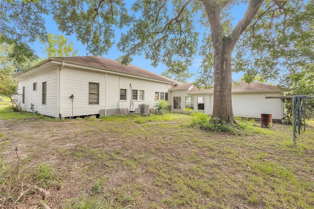 Photo of 230 Paaske Road