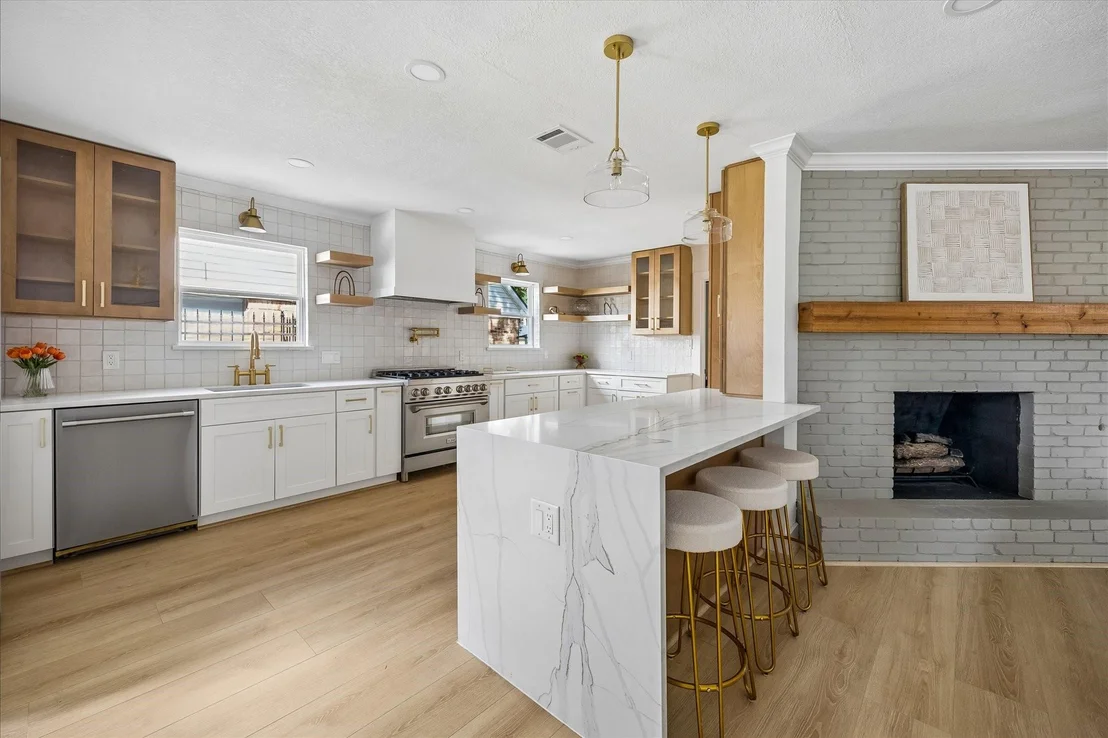 Photo of 6027 Valkeith Drive