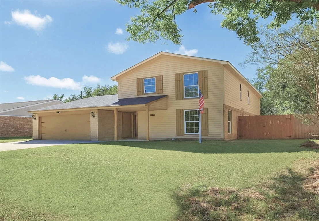Photo of 8011 Goldengrove Drive