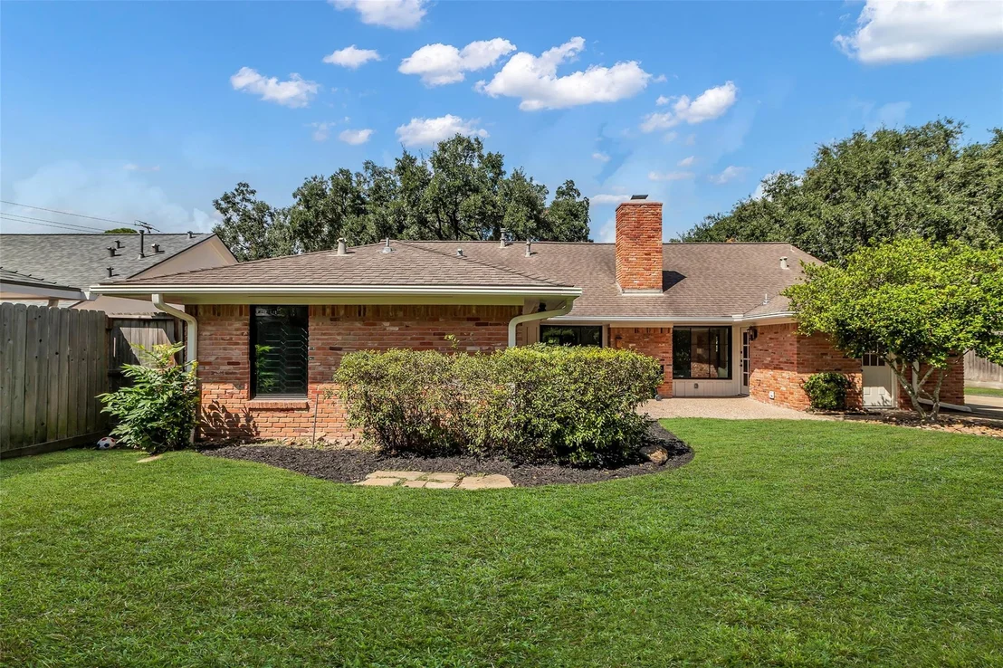 Photo of 606 Hallie Drive