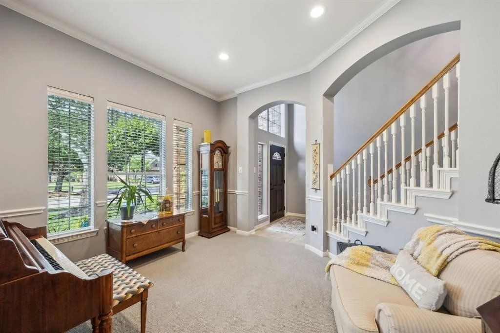 Photo of 2702 Driftwood Drive