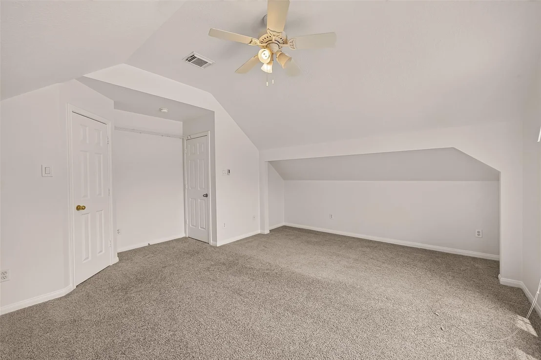 Photo of 6027 Dunsley Drive