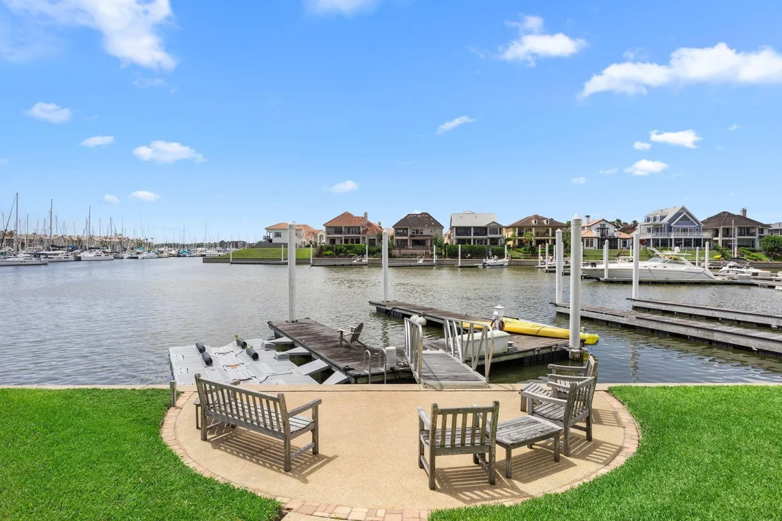Photo of 721 Harborside Way