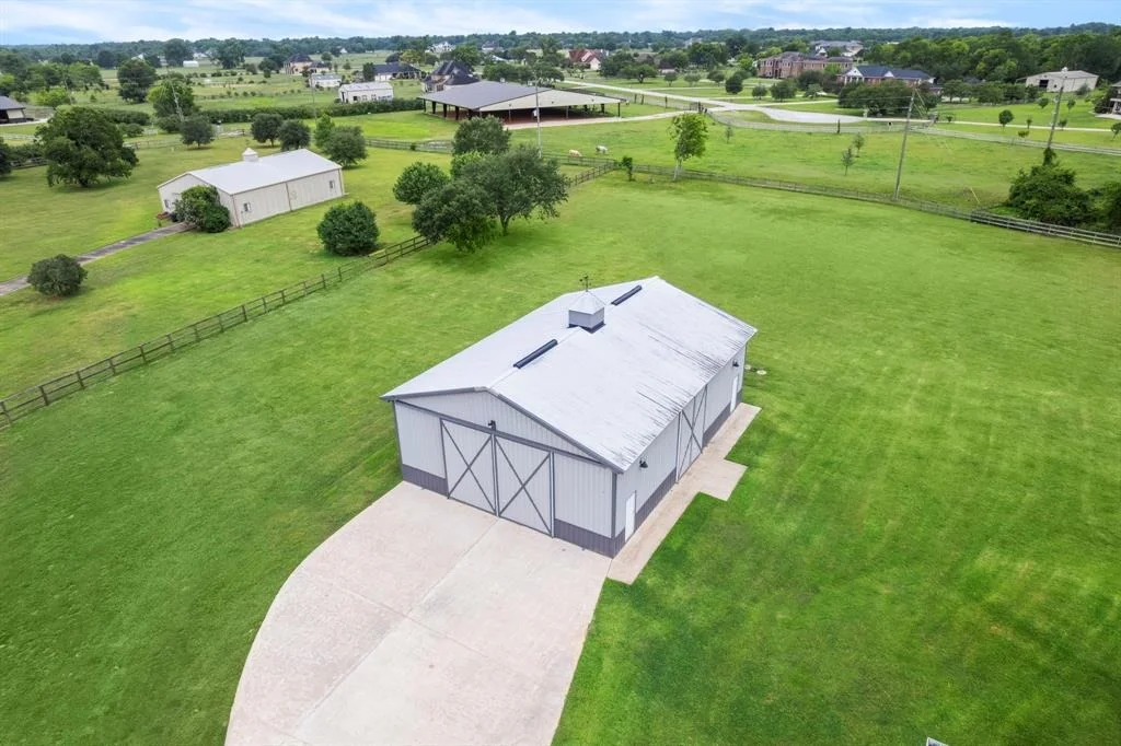 Photo of 2131 Grand River Drive