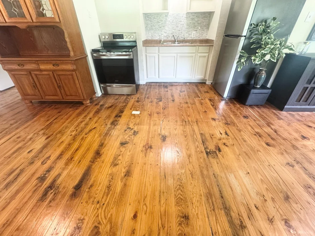Photo of 788 Riverside Drive