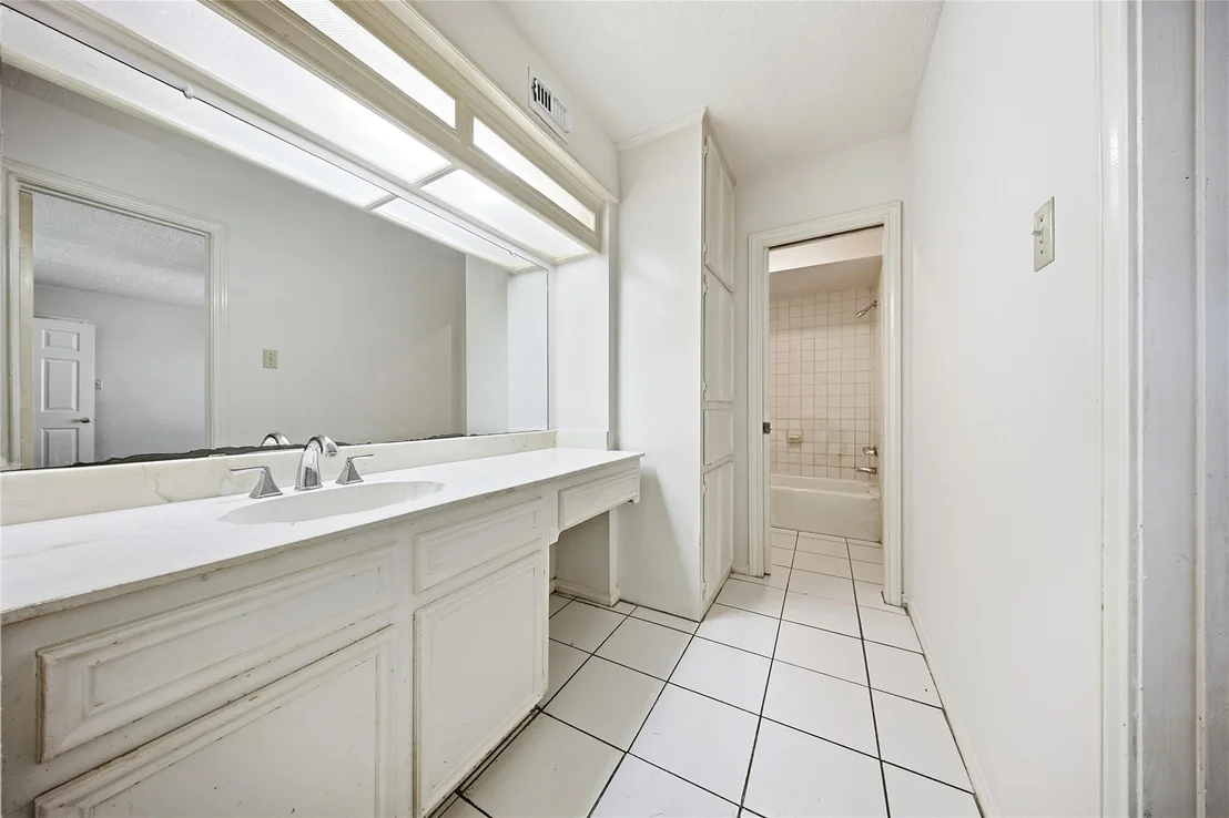 Photo of 7331 Athlone Drive