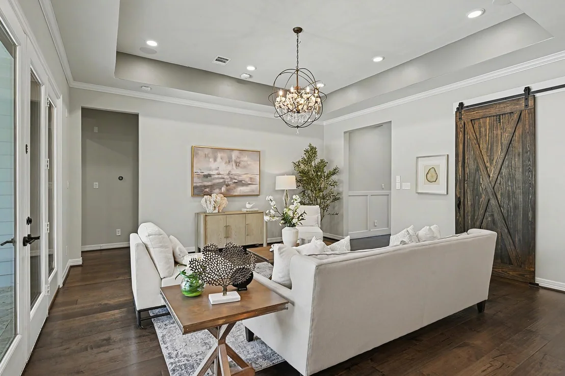 Photo of 1906 Gardenia Drive