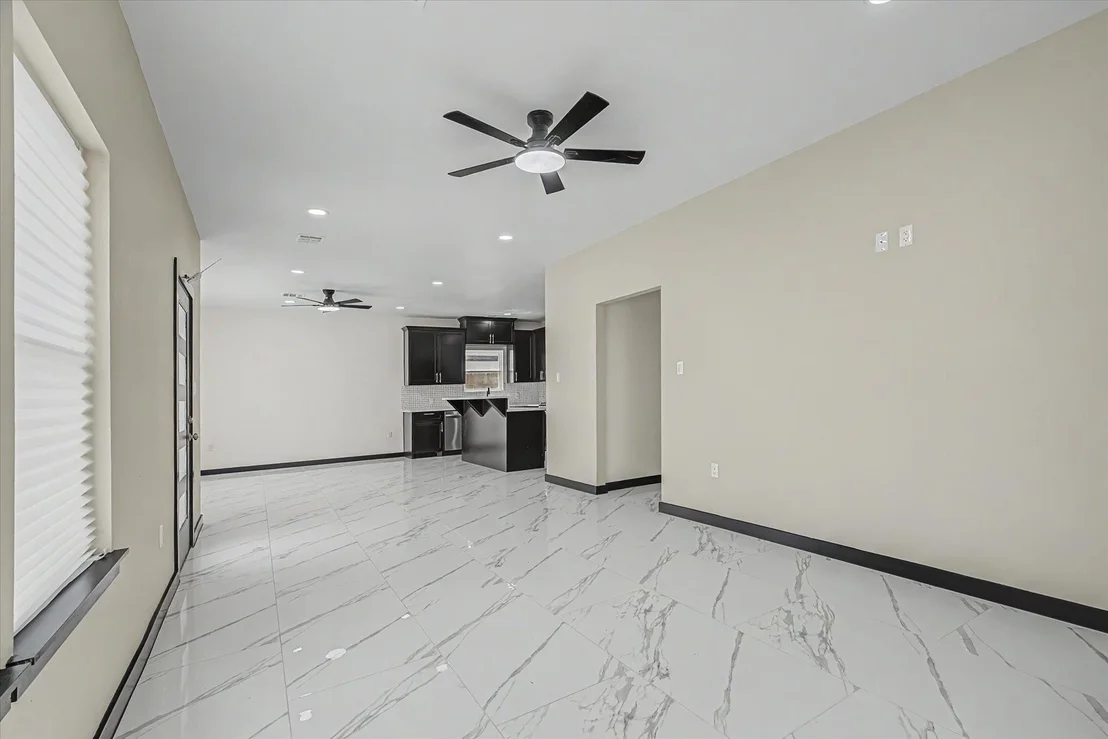 Photo of 5915 Rietta Street