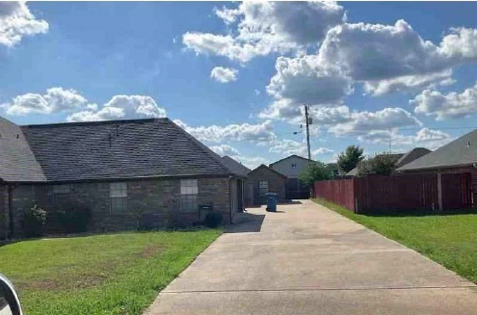 Photo of 2709 Silver Spring Trail