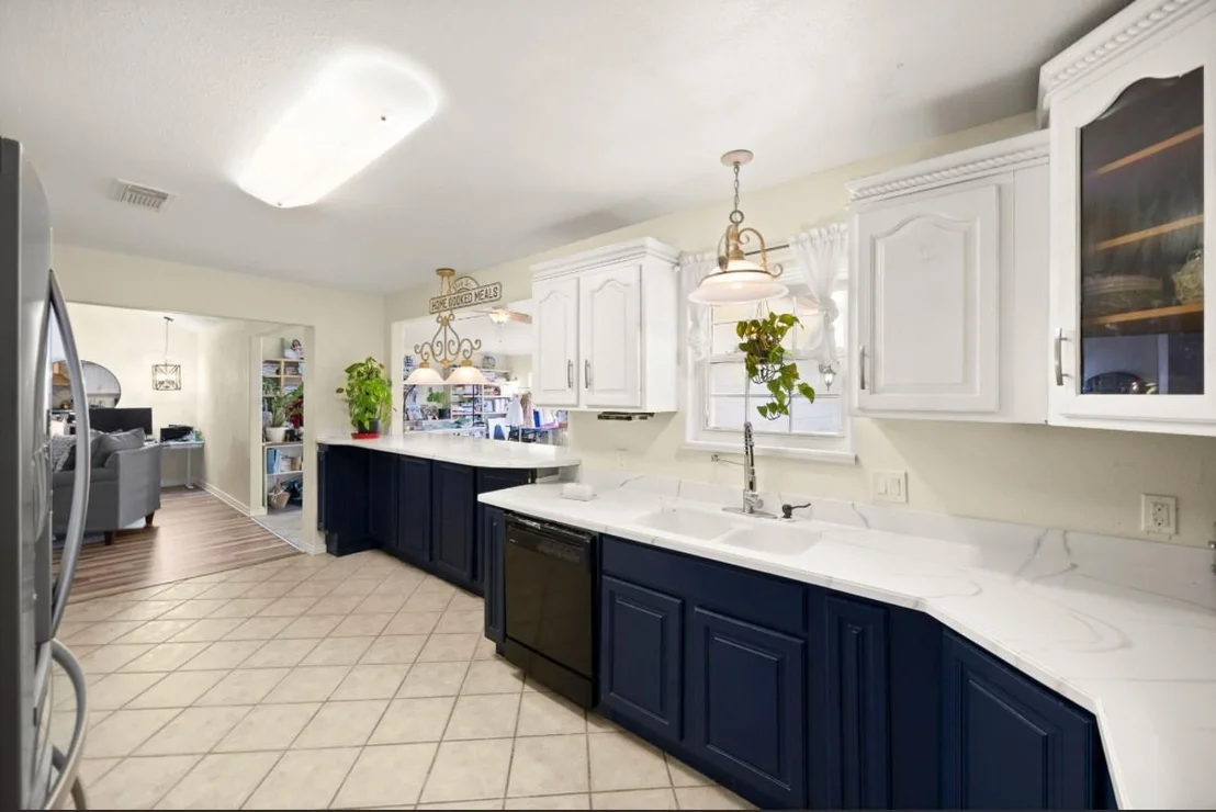 Photo of 7911 Jonquil Drive