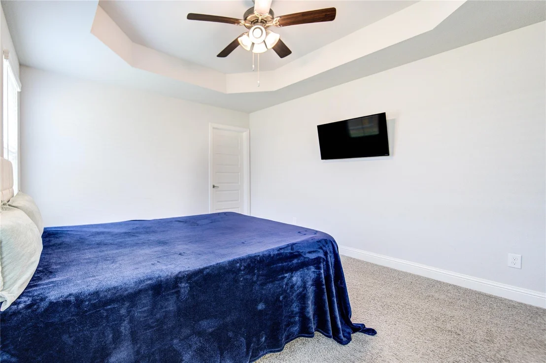 Photo of 412 Sunray Lake Lane