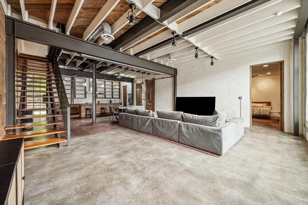 Photo of 808 Coronado Street