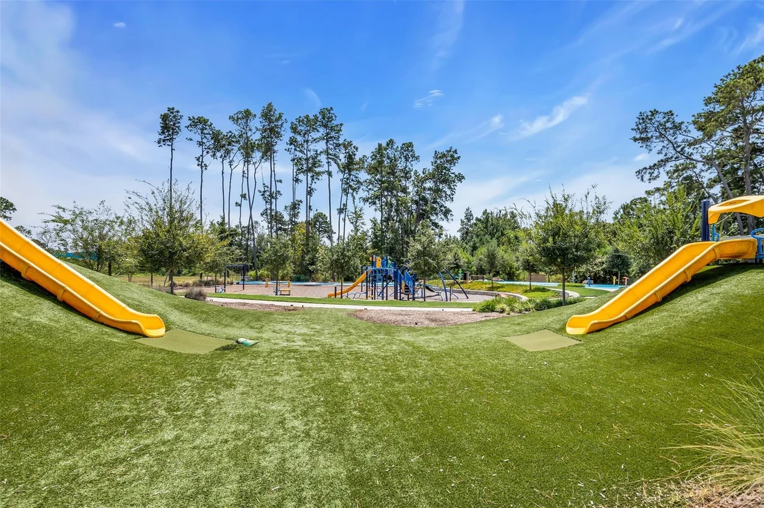 Photo of 207 River Grove Court