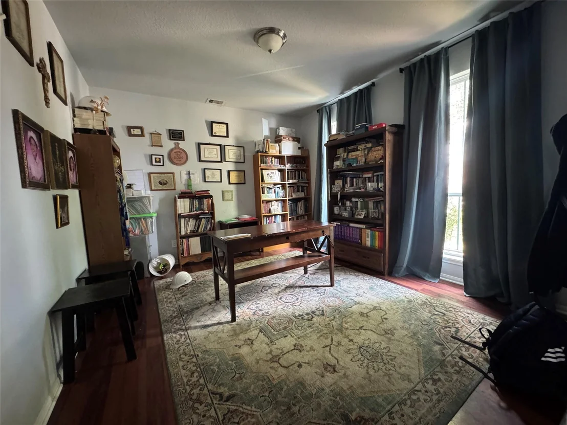 Photo of 4610 Sedgewood Drive
