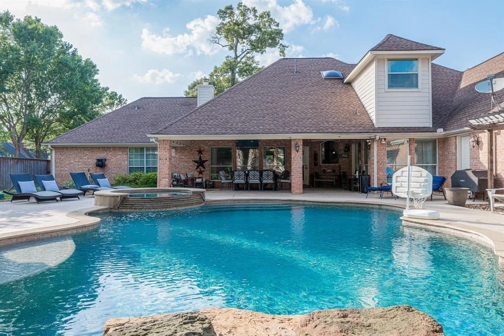 Photo of 23530 Powder Mill Drive