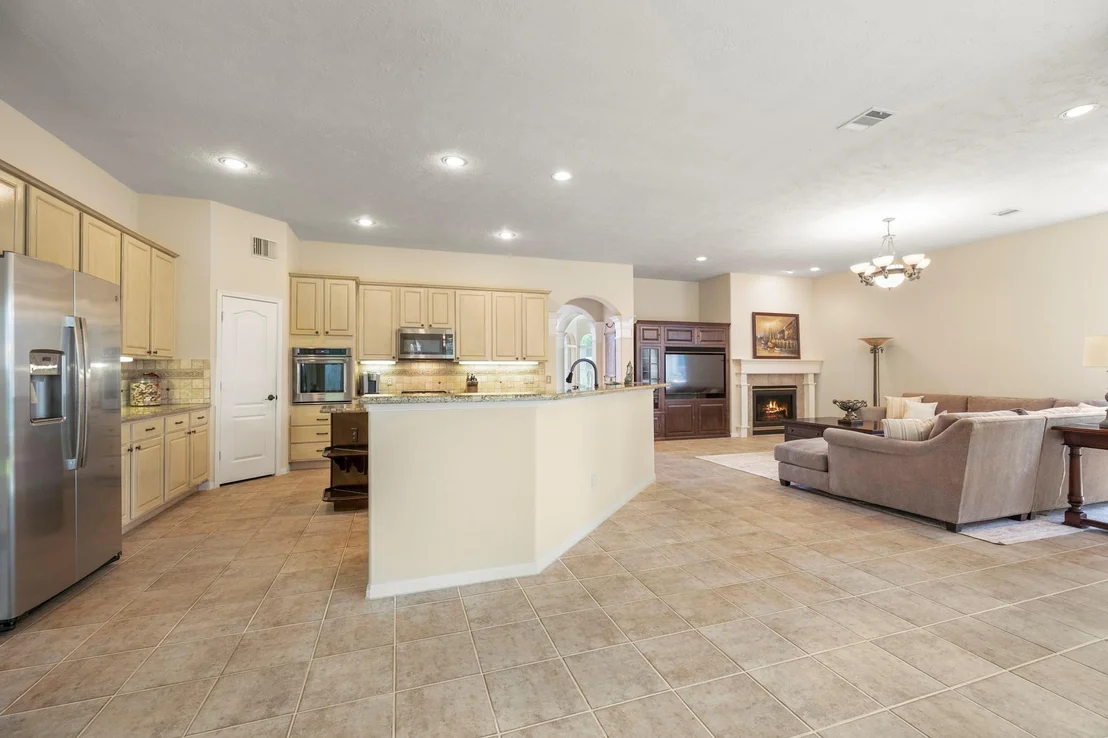 Photo of 6615 Haughton Drive