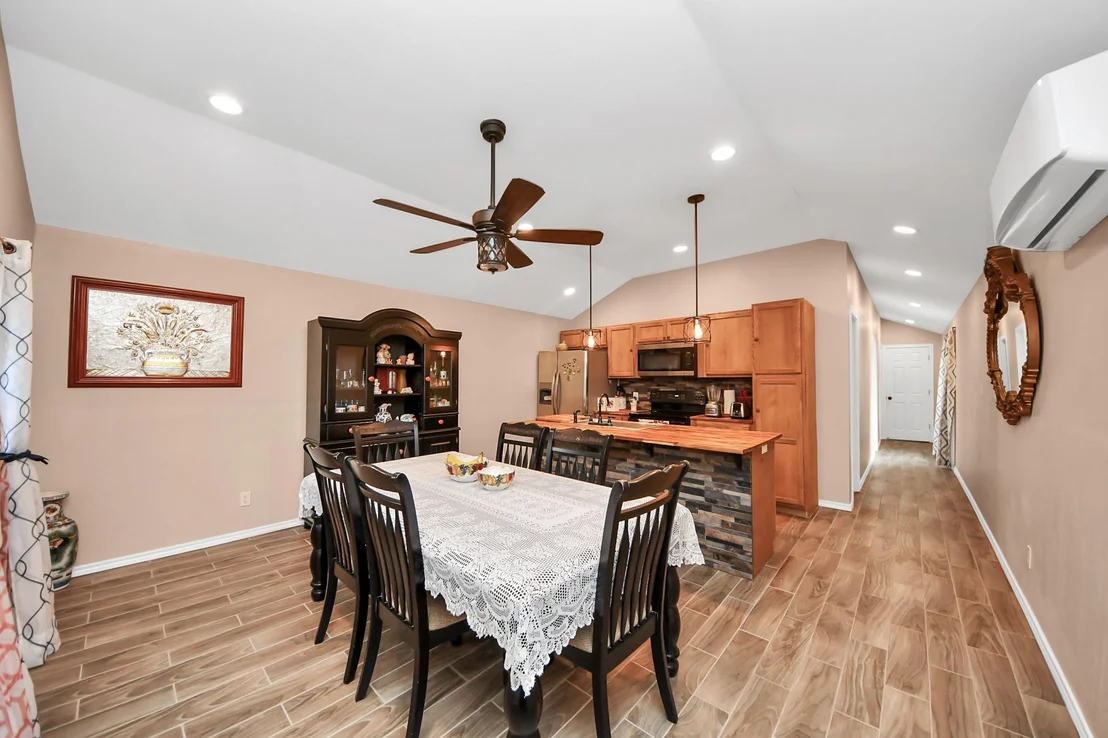 Photo of 14961 Lamar Road