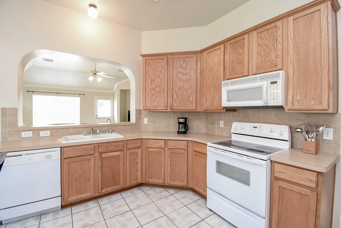 Photo of 7915 Fall Hollow Drive