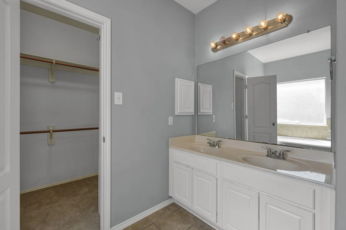 Photo of 30327 Deleon Fields Drive