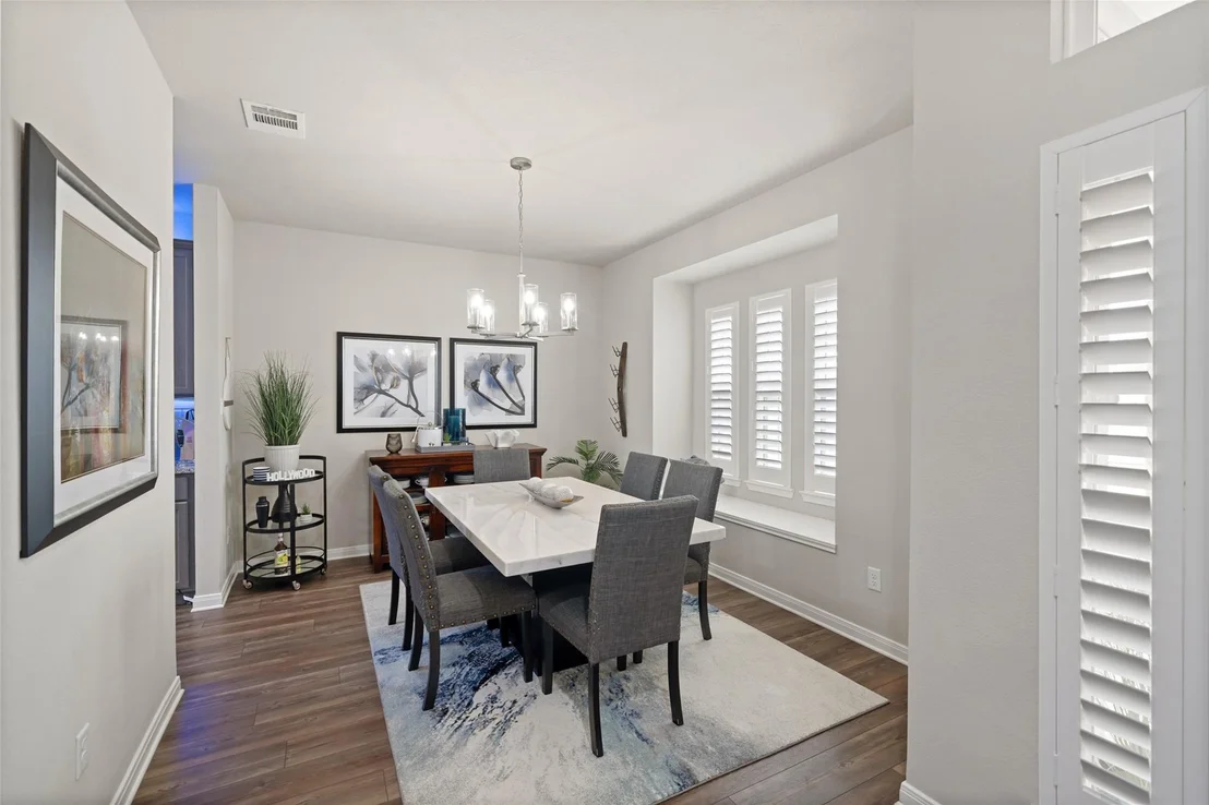 Photo of 1300 Kingsgate