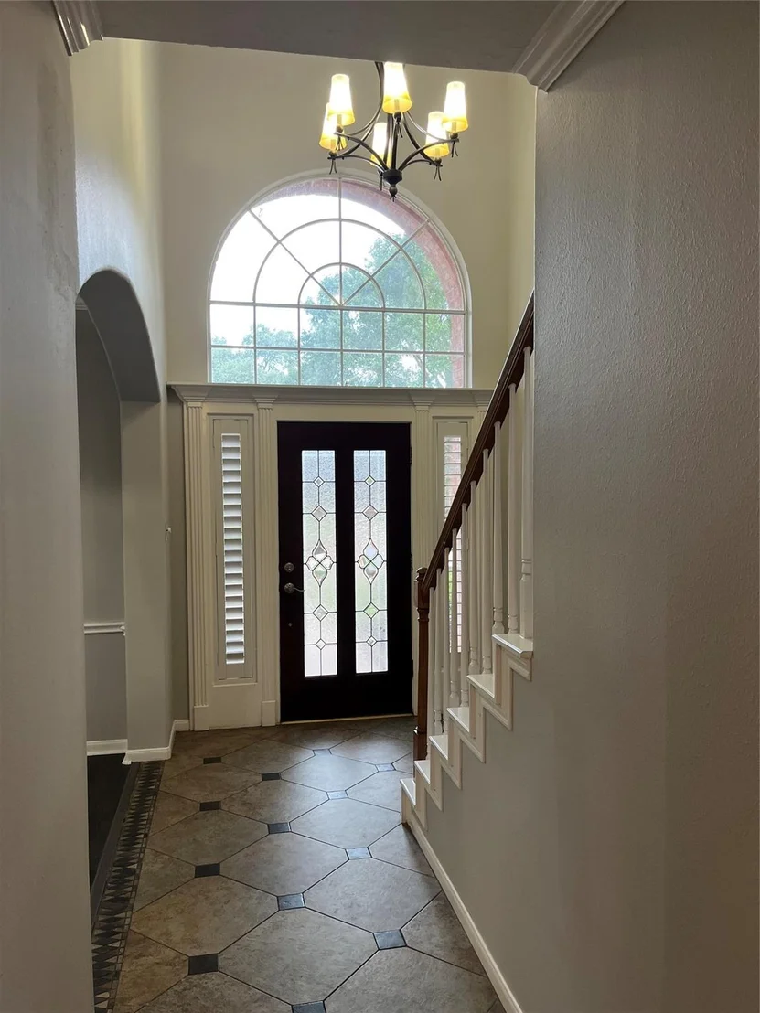 Photo of 6507 Stone Briar Drive