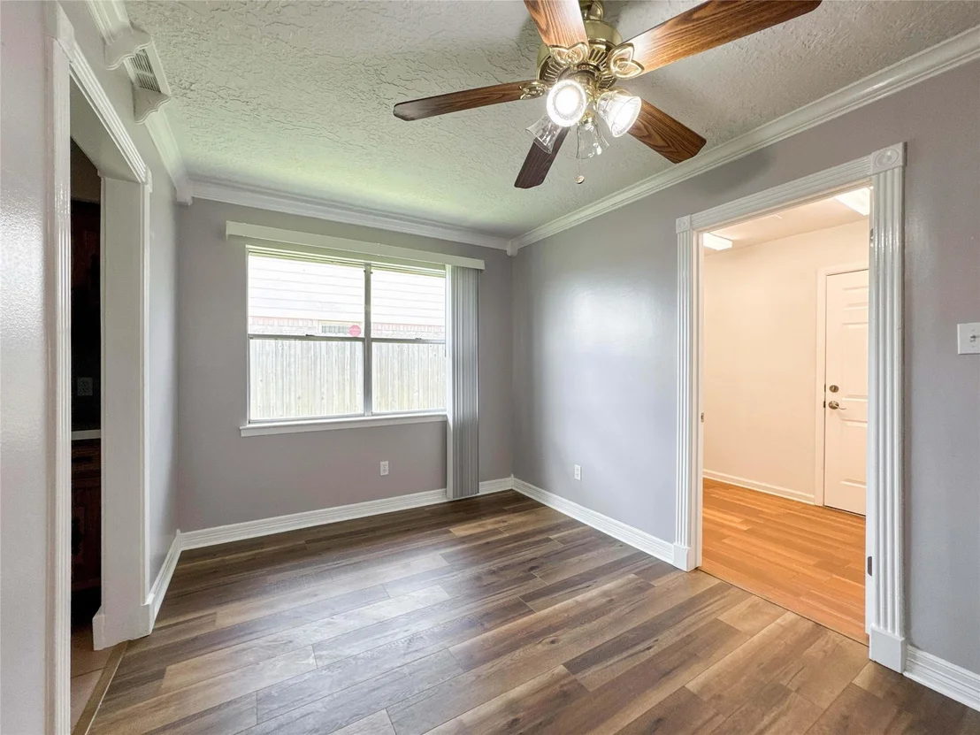 Photo of 39 Oak Harbor Drive