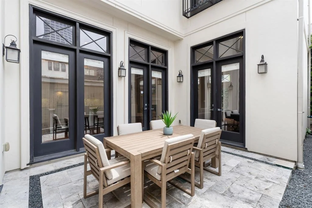 Photo of 2239 Mimosa Drive