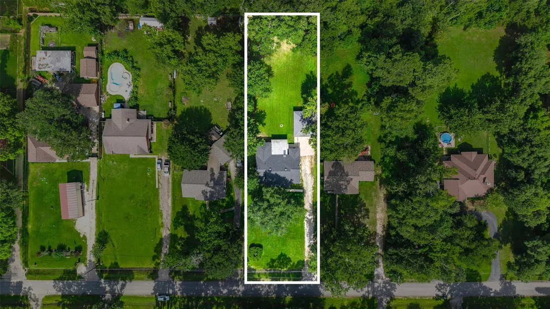Photo of 20472 Lakeside Drive
