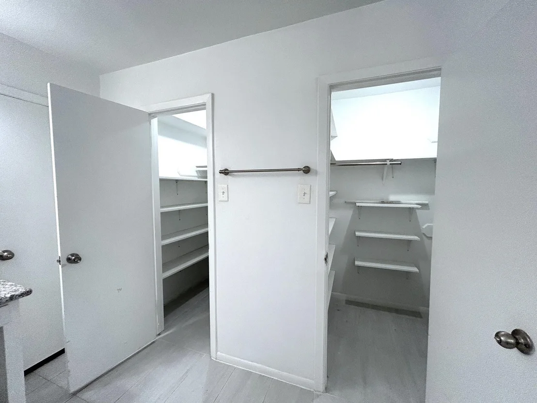 Photo of 707 Trademark Place