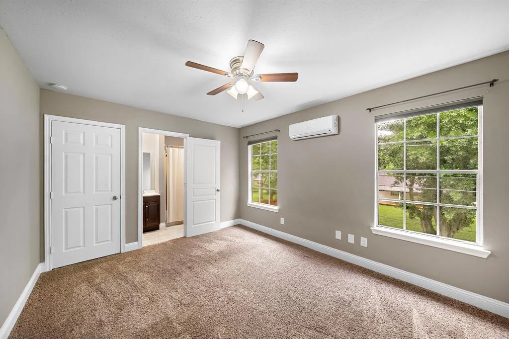 Photo of 1111 Robert Street