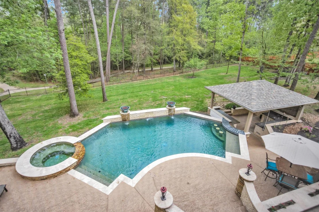 Photo of 1904 Cliff Manor Drive