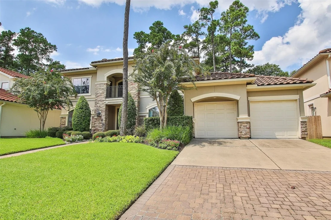 Photo of 15711 Lake Iris Drive