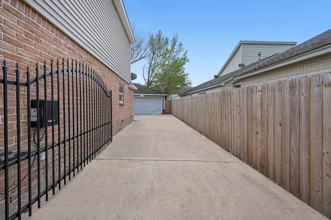 Photo of 11319 Briar Forest Drive