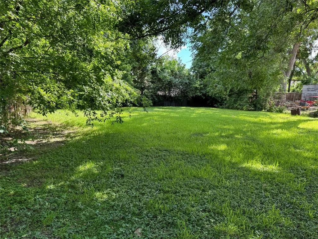 Photo of 5429 Denmark Street