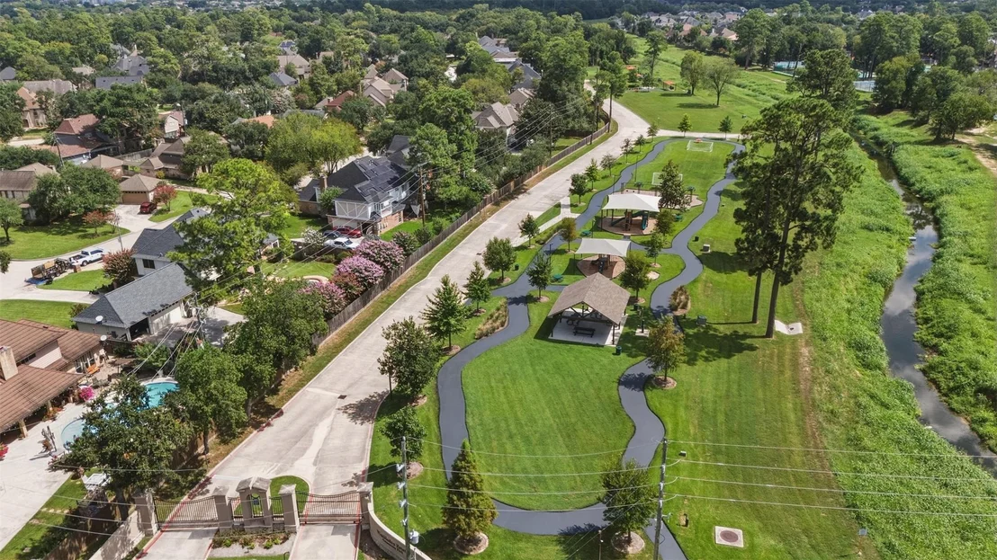 Photo of 16111 Wimbledon Forest Drive