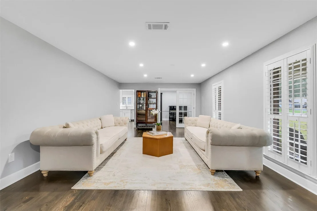 Photo of 10635 N Evers Park Park