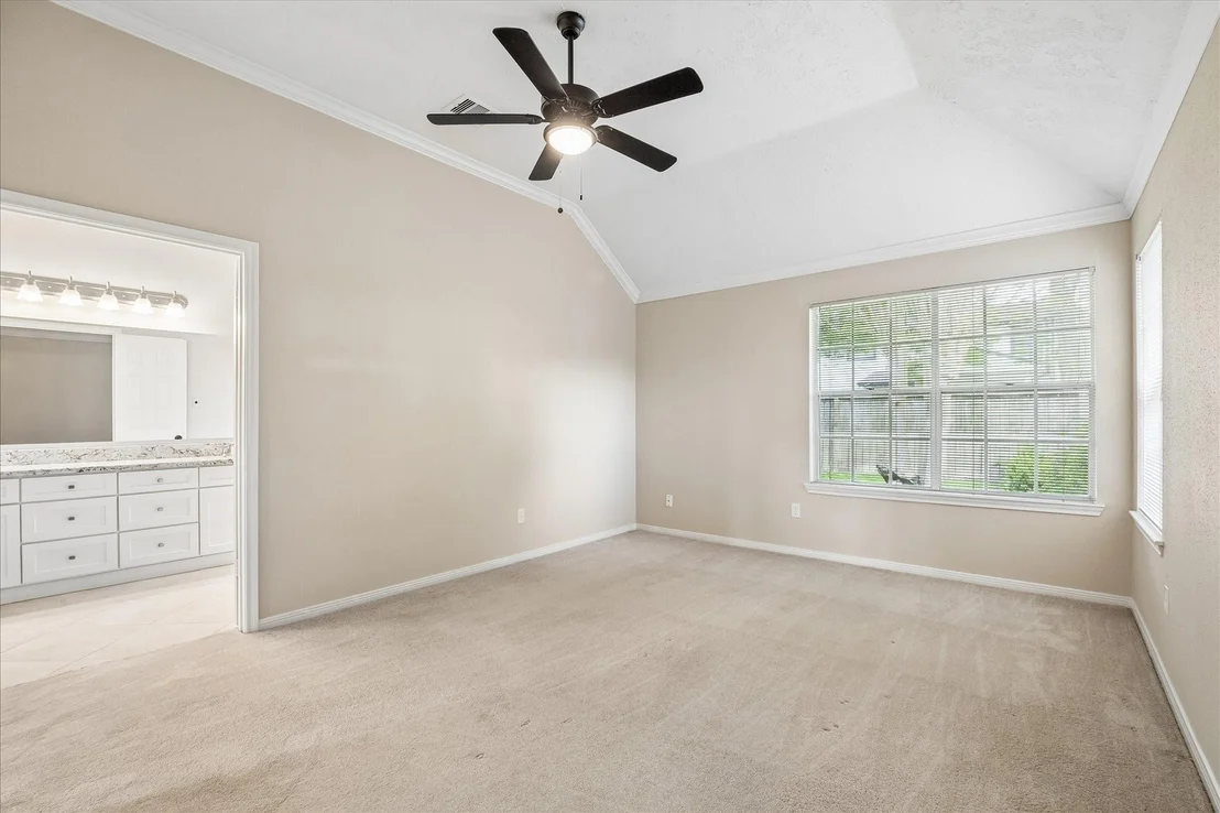 Photo of 723 Lochnell Drive