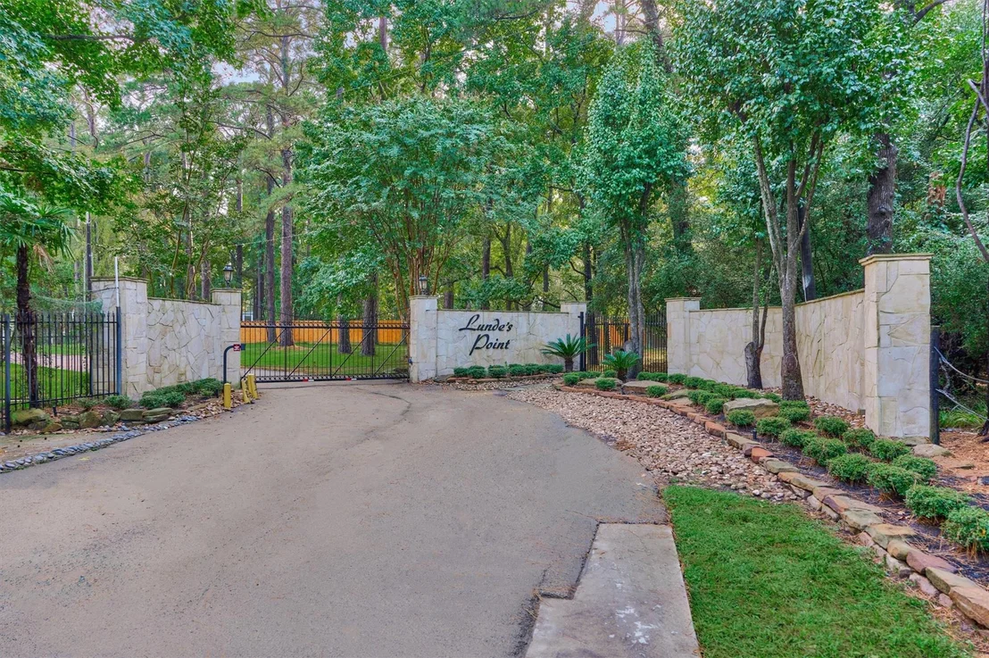 Photo of 1113 River Road