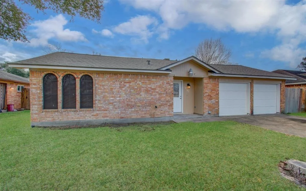 Photo of 10102 Winding Trail Road